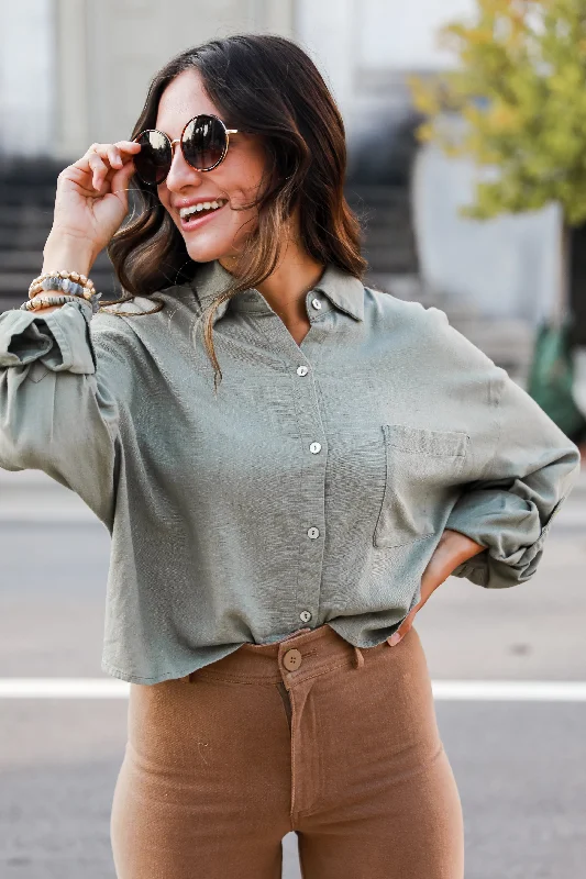 FINAL SALE - Sensational Presence Linen Button-Up Blouse