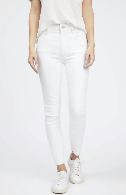 Skinny Jean In White