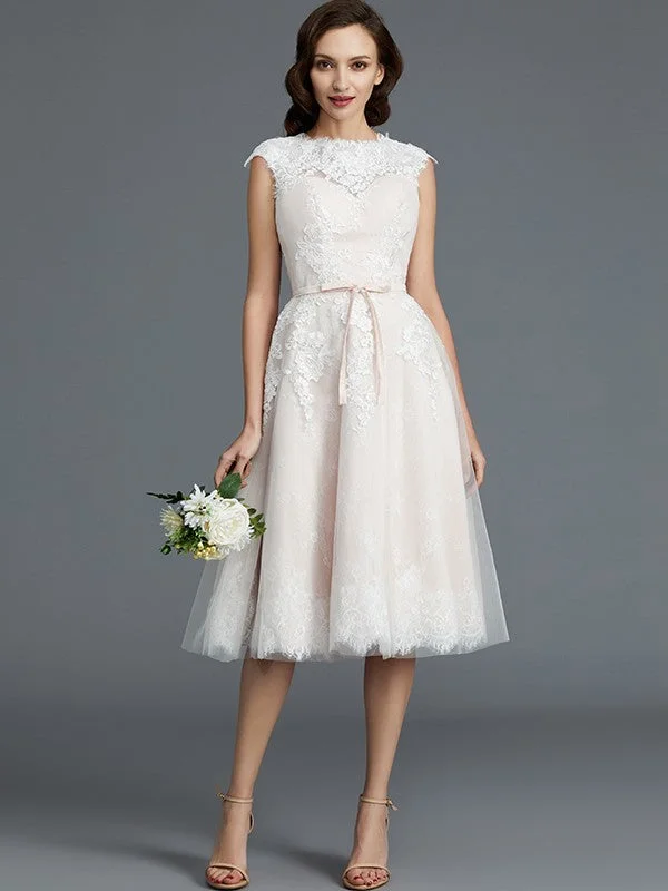 Princess Sleeveless Knee-Length Tulle Wedding Dresses